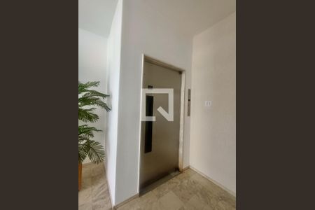 Apartamento à venda com 270m², 4 quartos e 1 vaga Apartamento à venda com 270m², 4 quartos e 1 vagaPortaria