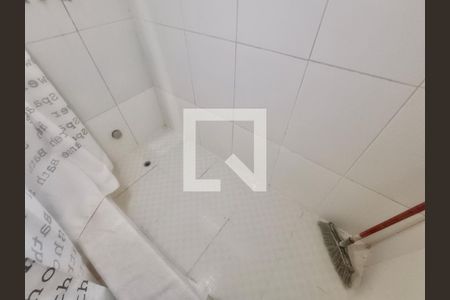 Apartamento à venda com 270m², 4 quartos e 1 vaga Apartamento à venda com 270m², 4 quartos e 1 vagaSuíte banheiro