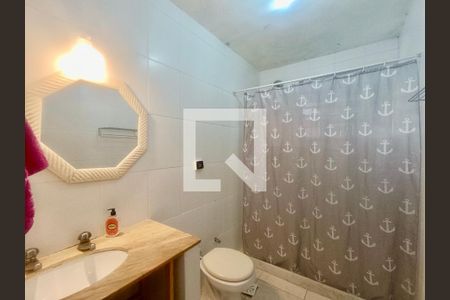 Apartamento à venda com 270m², 4 quartos e 1 vaga Apartamento à venda com 270m², 4 quartos e 1 vagaBanheiro social