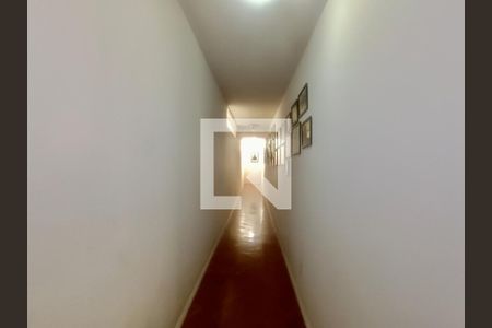 Apartamento à venda com 270m², 4 quartos e 1 vaga Apartamento à venda com 270m², 4 quartos e 1 vagaCorredor