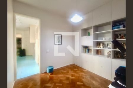 Apartamento à venda com 270m², 4 quartos e 1 vaga Apartamento à venda com 270m², 4 quartos e 1 vagaCômodo 3