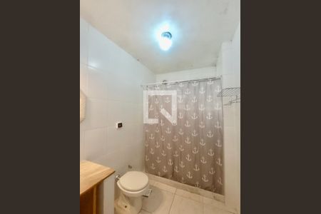 Apartamento à venda com 270m², 4 quartos e 1 vaga Apartamento à venda com 270m², 4 quartos e 1 vagaBanheiro social