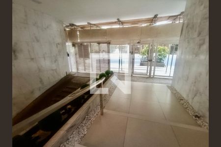 Apartamento à venda com 270m², 4 quartos e 1 vaga Apartamento à venda com 270m², 4 quartos e 1 vagaPortaria