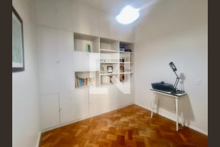 Apartamento à venda com 270m², 4 quartos e 1 vaga Apartamento à venda com 270m², 4 quartos e 1 vagaCômodo 3