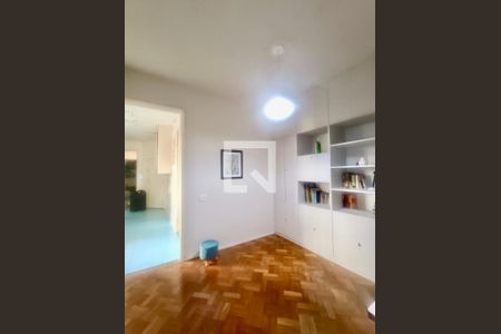 Apartamento à venda com 270m², 4 quartos e 1 vaga Apartamento à venda com 270m², 4 quartos e 1 vagaCômodo 3