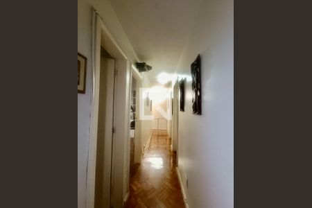 Apartamento à venda com 270m², 4 quartos e 1 vaga Apartamento à venda com 270m², 4 quartos e 1 vagaCorredor