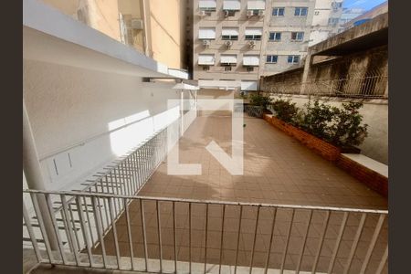Apartamento à venda com 270m², 4 quartos e 1 vaga Apartamento à venda com 270m², 4 quartos e 1 vagaPortaria