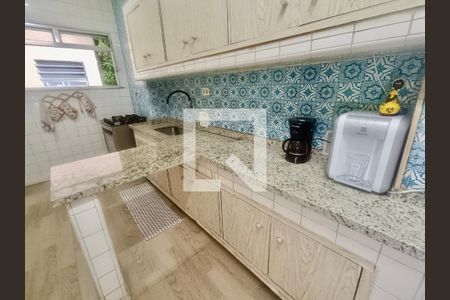 Apartamento à venda com 270m², 4 quartos e 1 vaga Apartamento à venda com 270m², 4 quartos e 1 vagaCopa Cozinha