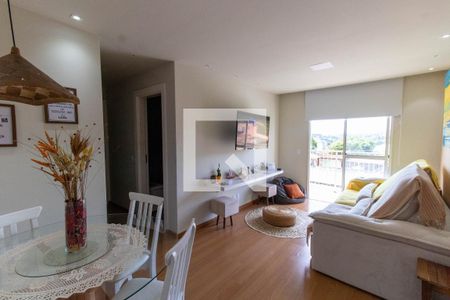 Sala de apartamento para alugar com 2 quartos, 70m² em Pendotiba, Niterói
