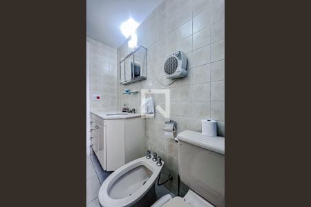 Apartamento à venda com 100m², 3 quartos e 2 vagasBanheiro da Suíte