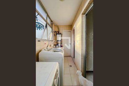 Apartamento à venda com 100m², 3 quartos e 2 vagasÁrea de Serviço