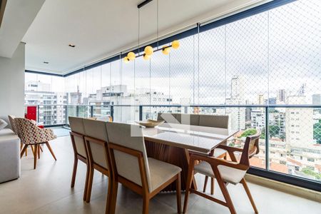 Varanda de apartamento à venda com 3 quartos, 240m² em Sumaré, São Paulo