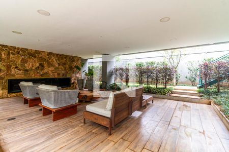 Apartamento à venda com 240m², 3 quartos e 3 vagasÁrea comum - Lareira