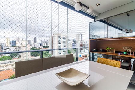 Varanda de apartamento à venda com 3 quartos, 240m² em Sumaré, São Paulo