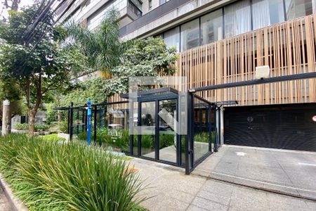 Apartamento à venda com 240m², 3 quartos e 3 vagasFachada