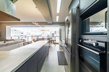 Apartamento à venda com 240m², 3 quartos e 3 vagasCozinha