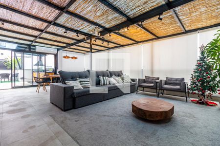 Apartamento à venda com 240m², 3 quartos e 3 vagasCobertura