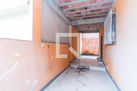 Casa à venda com 120m², 3 quartos e 2 vagas Casa à venda com 120m², 3 quartos e 2 vagasVaranda