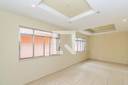 Sala de casa à venda com 3 quartos, 120m² em Vista Alegre, Rio de Janeiro