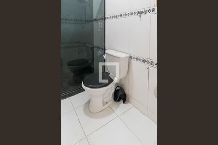 Casa à venda com 120m², 3 quartos e 2 vagas Casa à venda com 120m², 3 quartos e 2 vagasBanheiro da Suíte