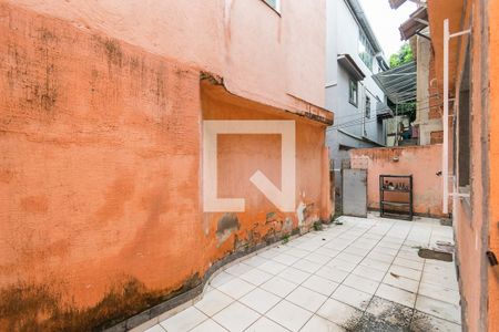 Casa à venda com 120m², 3 quartos e 2 vagas Casa à venda com 120m², 3 quartos e 2 vagasVaranda