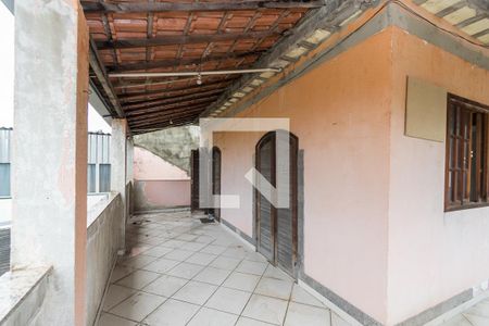 Casa à venda com 120m², 3 quartos e 2 vagas Casa à venda com 120m², 3 quartos e 2 vagasVaranda do 2º andar