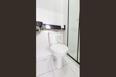 Apartamento para alugar com 32m², 2 quartos e sem vaga Apartamento para alugar com 32m², 2 quartos e sem vagaBanheiro