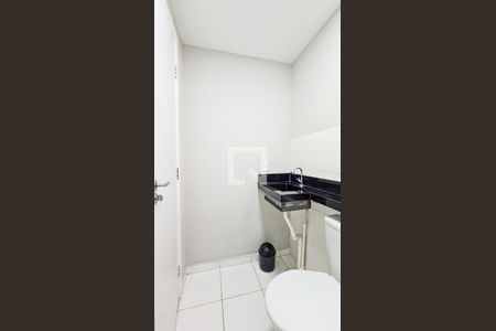 Apartamento para alugar com 32m², 2 quartos e sem vaga Apartamento para alugar com 32m², 2 quartos e sem vagaBanheiro