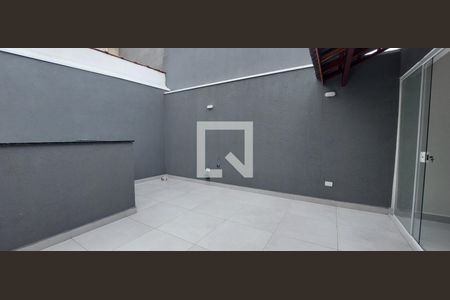 Casa à venda com 150m², 3 quartos e 3 vagasCobertura