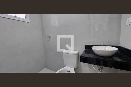 Casa à venda com 150m², 3 quartos e 3 vagasBanheiro 2