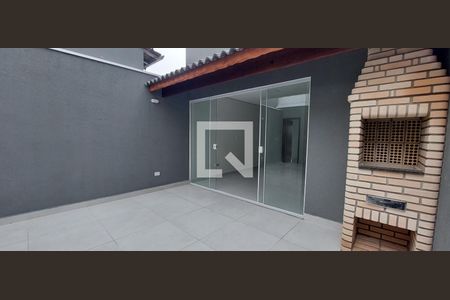 Casa à venda com 150m², 3 quartos e 3 vagasCobertura