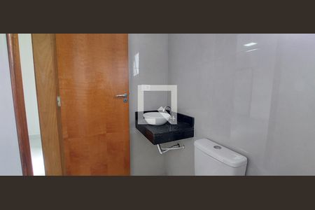 Casa à venda com 150m², 3 quartos e 3 vagasBanheiro Quarto 3 suíte