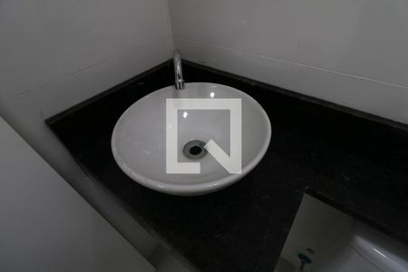 Apartamento à venda com 75m², 3 quartos e 1 vagaBanheiro da Suíte - Pia