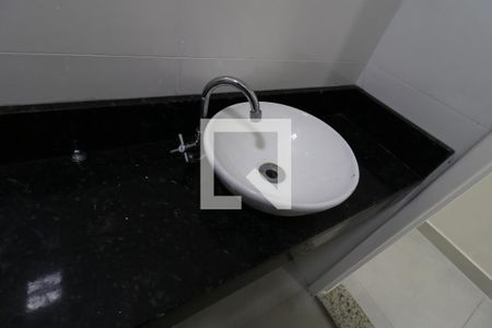 Apartamento à venda com 75m², 3 quartos e 1 vagaBanheiro Social - Pia