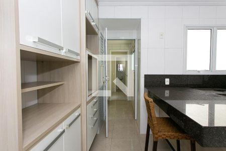 Apartamento para alugar com 170m², 4 quartos e 3 vagas Apartamento para alugar com 170m², 4 quartos e 3 vagasCozinha
