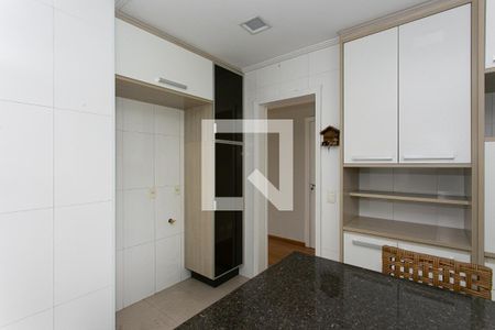 Apartamento para alugar com 170m², 4 quartos e 3 vagas Apartamento para alugar com 170m², 4 quartos e 3 vagasCozinha