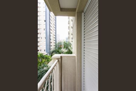 Apartamento para alugar com 170m², 4 quartos e 3 vagas Apartamento para alugar com 170m², 4 quartos e 3 vagasVaranda da Suíte 2