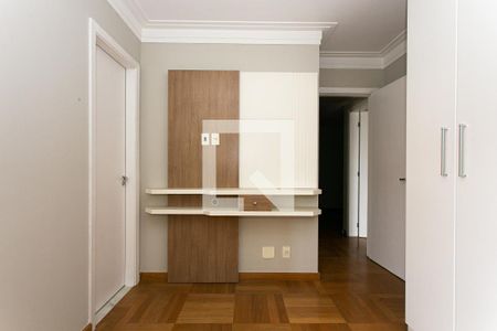 Apartamento para alugar com 170m², 4 quartos e 3 vagas Apartamento para alugar com 170m², 4 quartos e 3 vagasQuartos 2