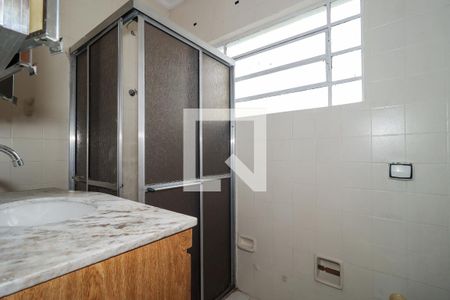Casa à venda com 200m², 4 quartos e 5 vagas Casa à venda com 200m², 4 quartos e 5 vagasBanheiro