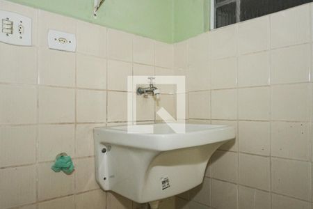 Casa à venda com 200m², 4 quartos e 5 vagas Casa à venda com 200m², 4 quartos e 5 vagasÁrea de Serviço