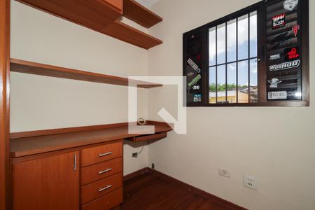 Casa à venda com 200m², 4 quartos e 5 vagas Casa à venda com 200m², 4 quartos e 5 vagasQuarto 4