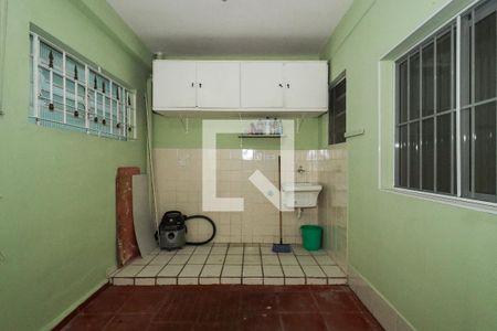 Casa à venda com 200m², 4 quartos e 5 vagas Casa à venda com 200m², 4 quartos e 5 vagasÁrea de Serviço