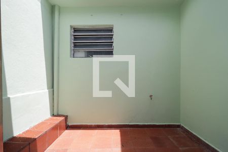 Casa à venda com 200m², 4 quartos e 5 vagas Casa à venda com 200m², 4 quartos e 5 vagasQuarto 2