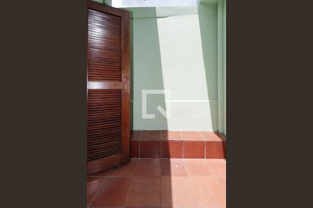 Casa à venda com 200m², 4 quartos e 5 vagas Casa à venda com 200m², 4 quartos e 5 vagasQuarto 2