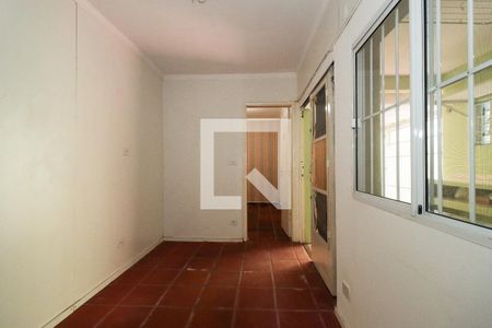 Casa à venda com 200m², 4 quartos e 5 vagas Casa à venda com 200m², 4 quartos e 5 vagasEdícula