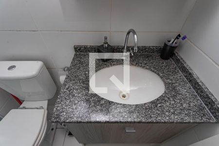 Apartamento para alugar com 54m², 2 quartos e 1 vaga Apartamento para alugar com 54m², 2 quartos e 1 vagaBanheiro da suíte