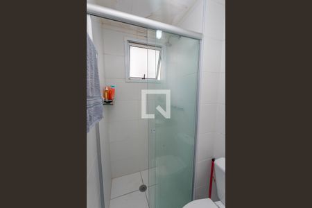 Apartamento para alugar com 54m², 2 quartos e 1 vaga Apartamento para alugar com 54m², 2 quartos e 1 vagaBanheiro da suíte