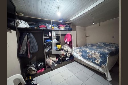 Casa à venda com 300m², 3 quartos e 2 vagas Casa à venda com 300m², 3 quartos e 2 vagasQuarto 3
