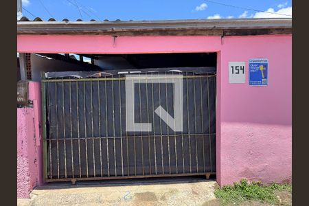 Casa à venda com 300m², 3 quartos e 2 vagas Casa à venda com 300m², 3 quartos e 2 vagasFachada e Placa