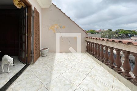 Casa à venda com 247m², 3 quartos e 4 vagas Casa à venda com 247m², 3 quartos e 4 vagasSacada - Quarto 3